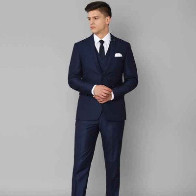 Men Navy Blue Solid Slim-Fit Single-Breasted Suits